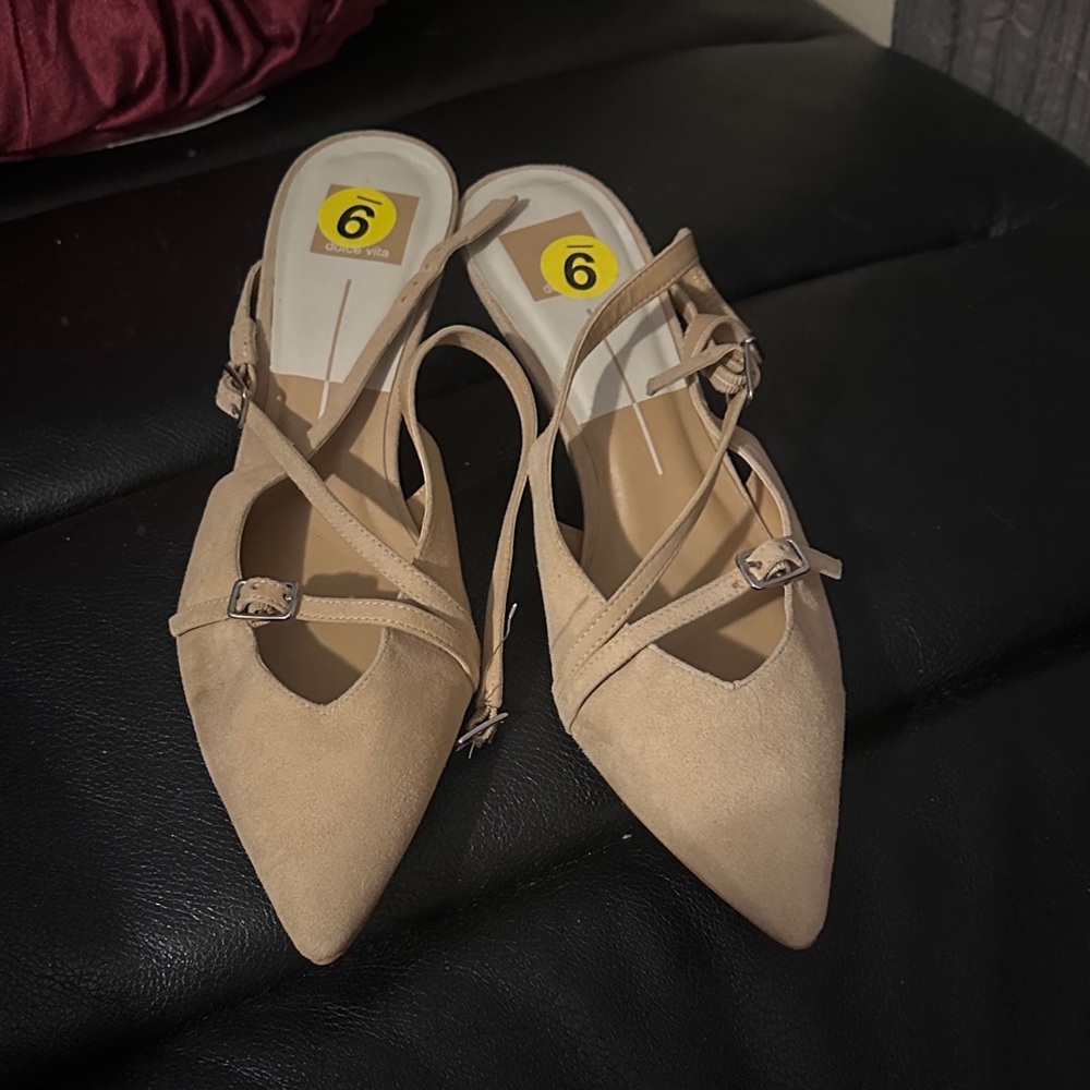 Dolce Vita Tan Pointed Toe Heels